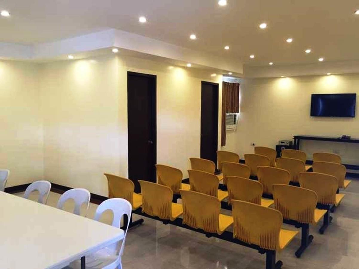 Rainbowland Hotel Olongapo Εξωτερικό φωτογραφία