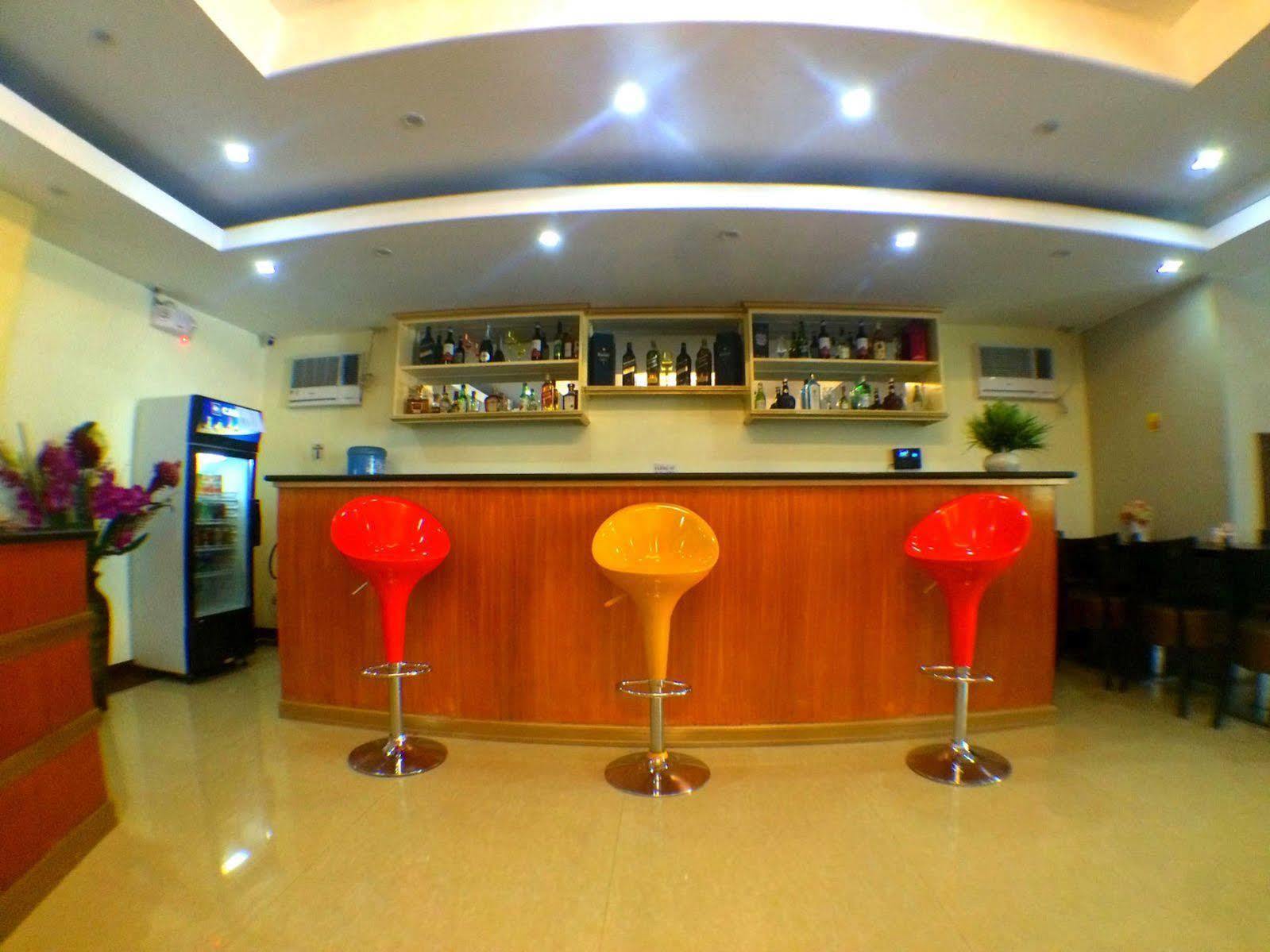 Rainbowland Hotel Olongapo Εξωτερικό φωτογραφία
