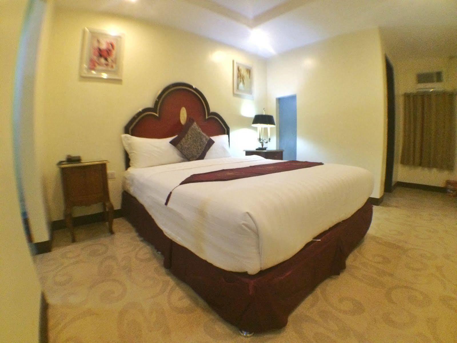 Rainbowland Hotel Olongapo Εξωτερικό φωτογραφία